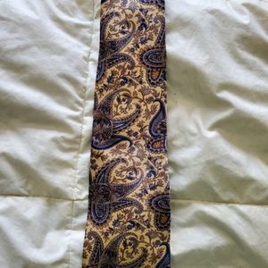 Men's tie